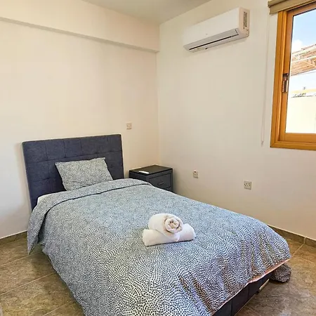 Central City Rooms Larnaca Exterior photo